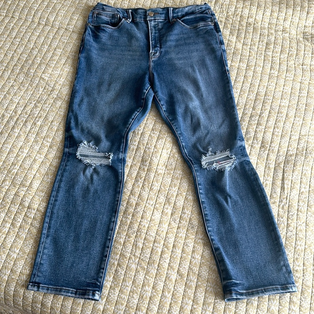 Good American distressed slimming stretch jeans